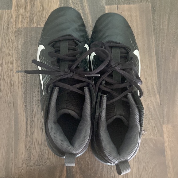 Nike Fast Flex Alpha Baseball cleats kids size 5  black & white - Picture 7 of 14